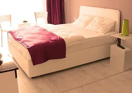 Aparthotel Abuyer *